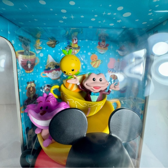 NWT. Disney WDW 50th Kingdom Of Cute Wonderground Teacups Figurine Disney Parks - Picture 9 of 11